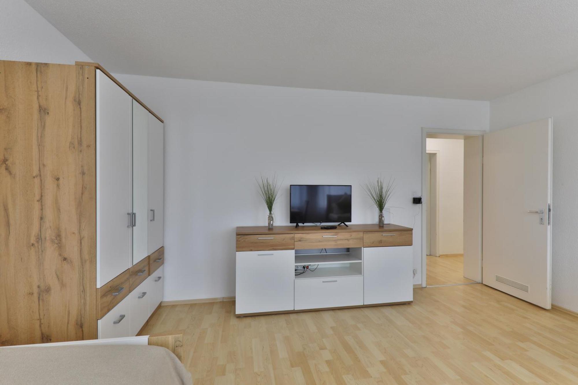Moderne Ferienwohnungen - Service Wie Im Hotel Göppingen Dış mekan fotoğraf